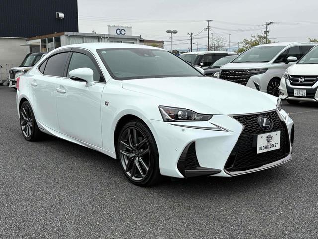 LEXUS IS IS300H F SPORT
