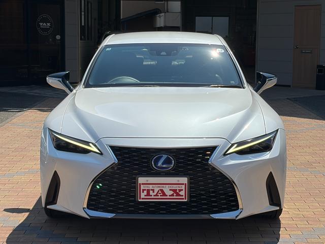 LEXUS IS IS300H