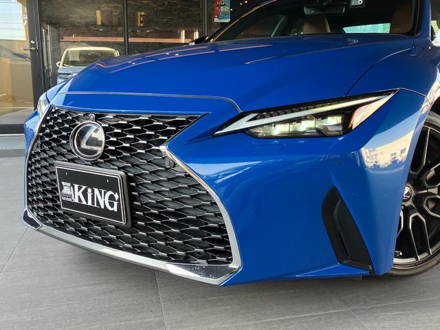 LEXUS IS IS300
