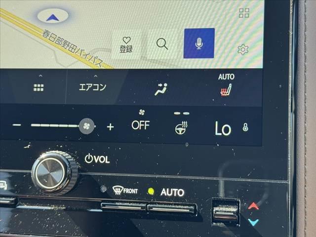 LEXUS LBX ELEGANT