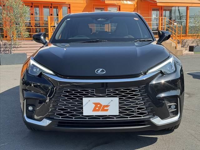 LEXUS LBX ELEGANT