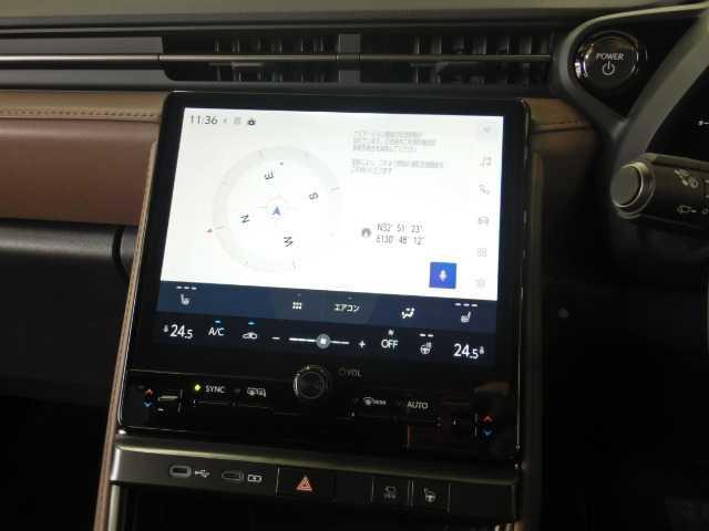 LEXUS LBX ELEGANT