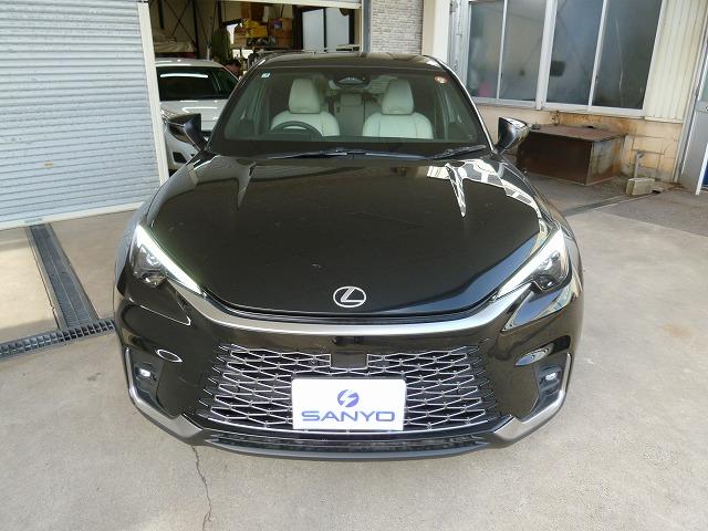 LEXUS LBX ELEGANT