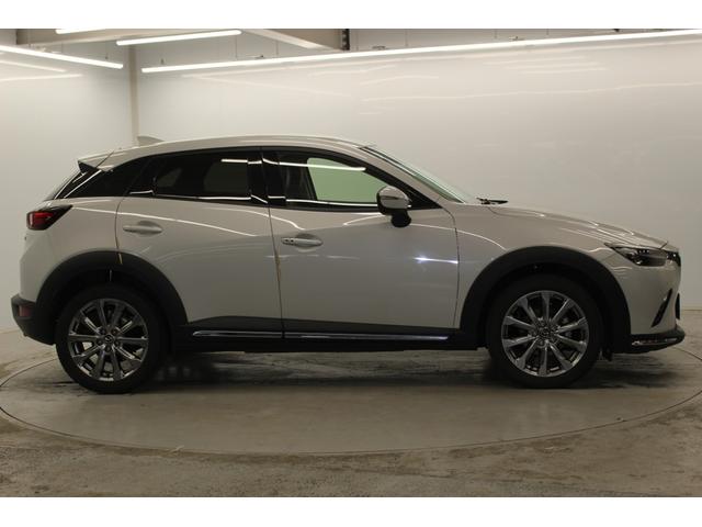 MAZDA CX-3 XD EXCLUSIVE MODS
