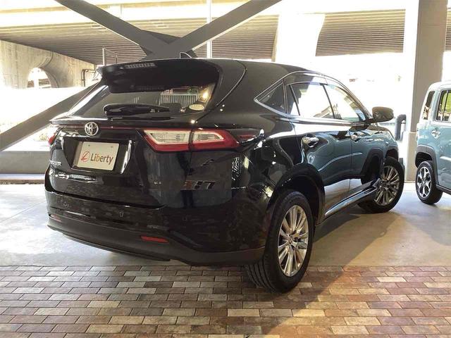TOYOTA HARRIER PREMIUM