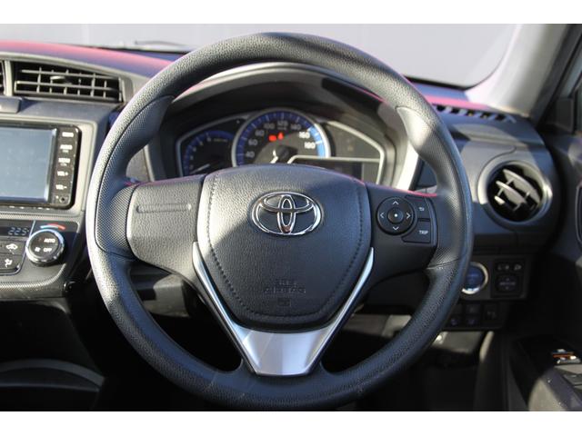 TOYOTA COROLLA AXIO HYBRID EX