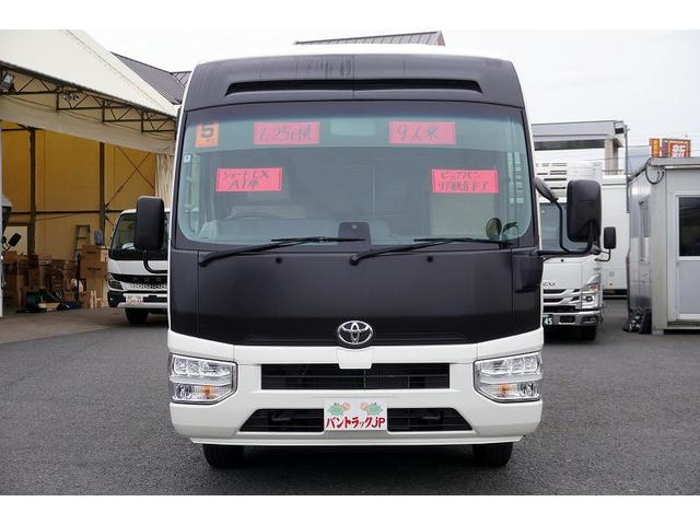 TOYOTA COASTER