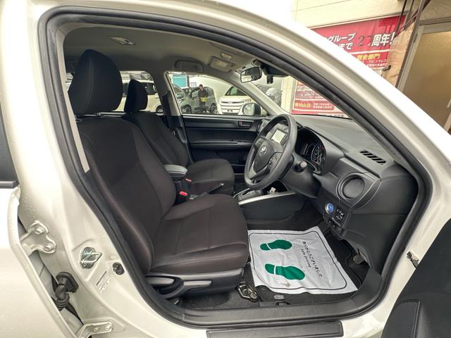 TOYOTA COROLLA FIELDER HYBRID EX