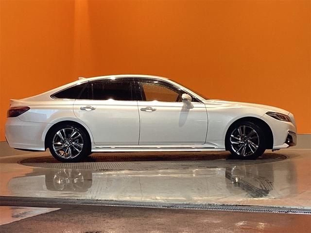 TOYOTA CROWN RS ADVANCE
