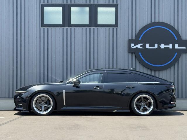 TOYOTA CROWN Z