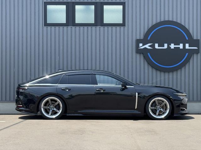 TOYOTA CROWN Z