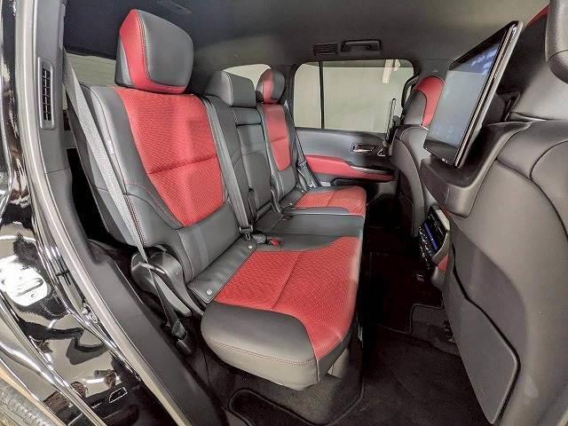 TOYOTA LAND CRUISER GR SPORT