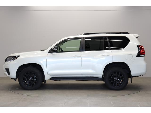 TOYOTA LAND CRUISER PRADO TX L PACKAGE MATT BLACK EDITION