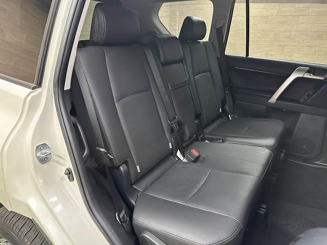 TOYOTA LAND CRUISER PRADO TX L PACKAGE