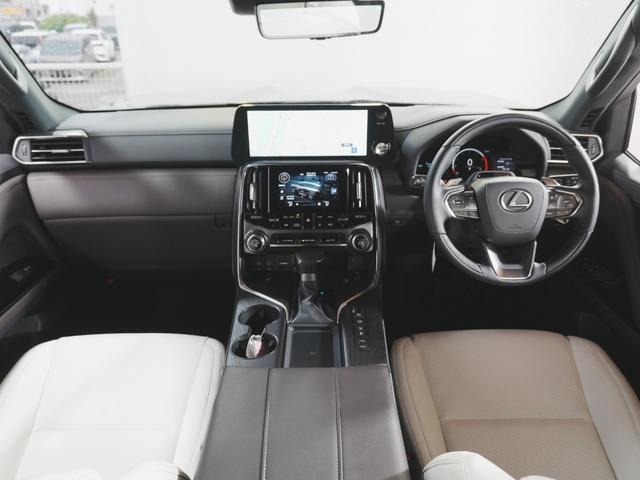 LEXUS LX LX600