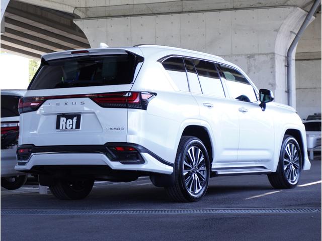 LEXUS LX LX600