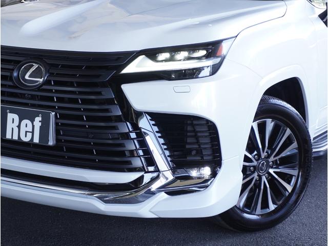 LEXUS LX LX600