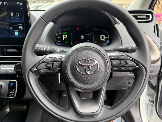 TOYOTA AQUA Z