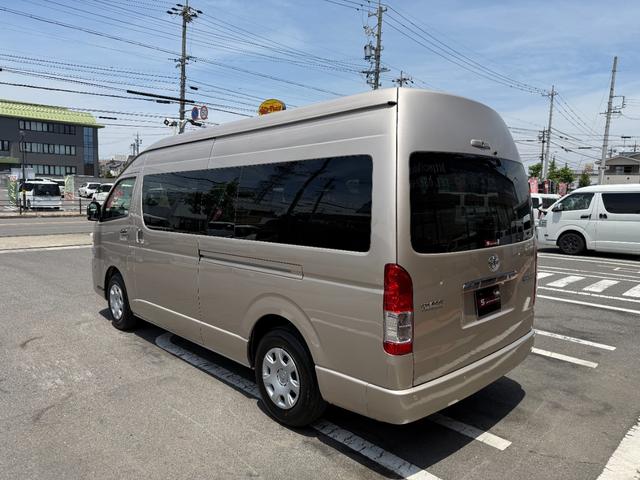 TOYOTA HIACE WAGON GRAND CABIN