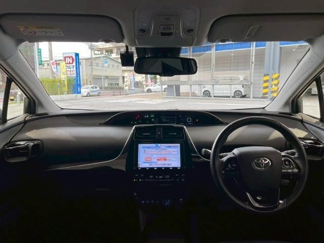 TOYOTA PRIUS A TOURING SELECTION