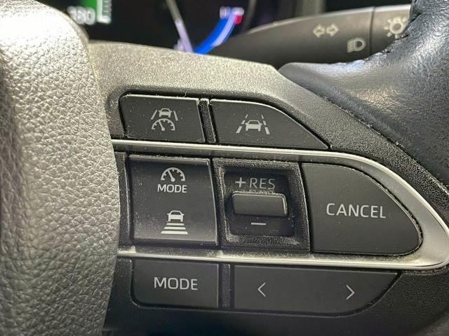 TOYOTA VOXY HYBRID S-Z