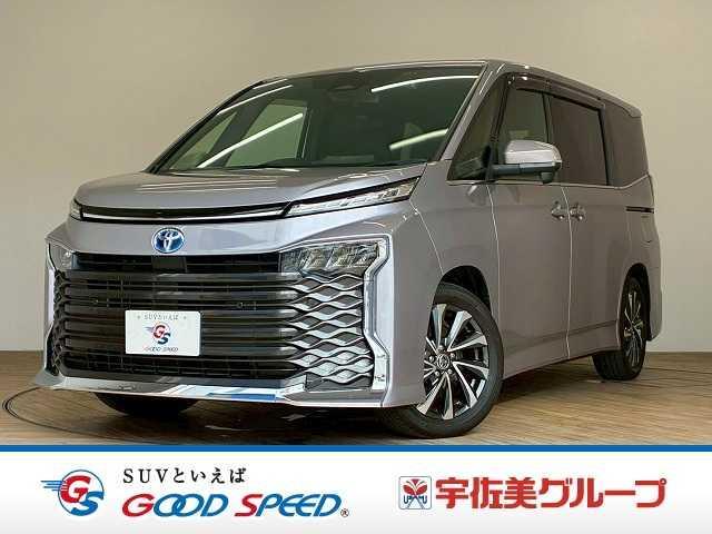 TOYOTA VOXY HYBRID S-Z