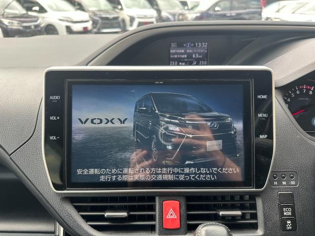 TOYOTA VOXY ZS KIRAMEKI II