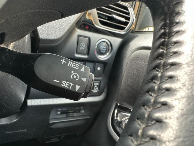 TOYOTA VOXY ZS KIRAMEKI II