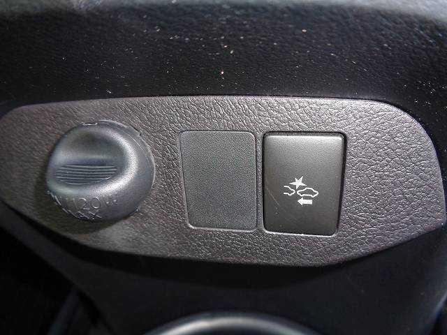 TOYOTA VITZ F