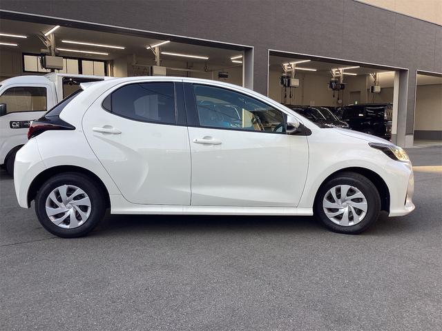 TOYOTA YARIS X