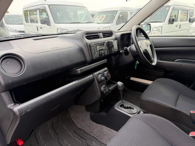 TOYOTA SUCCEED UL-X