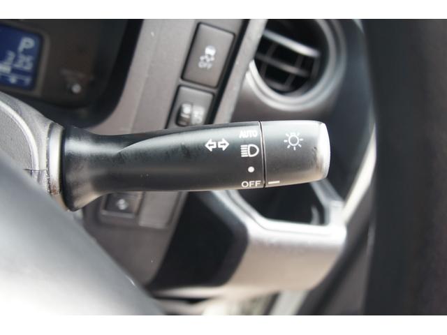 TOYOTA SUCCEED HYBRID UL