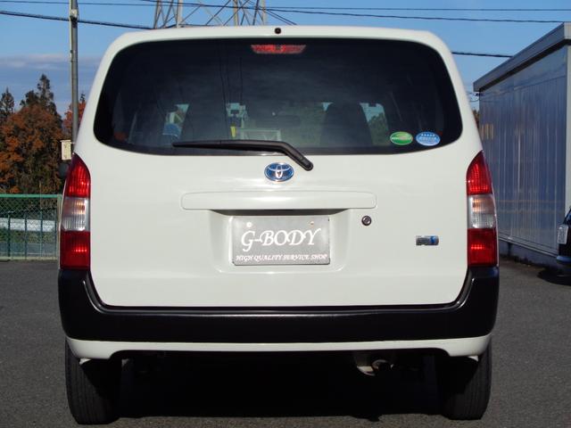 TOYOTA SUCCEED HYBRID UL-X