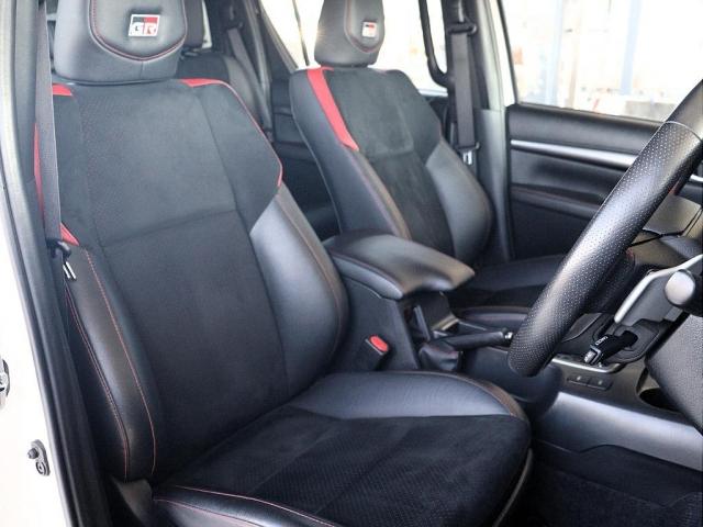 TOYOTA HILUX Z GR SPORT