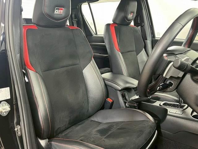 TOYOTA HILUX Z GR SPORT