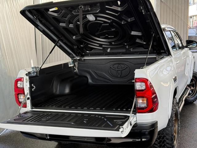 TOYOTA HILUX Z GR SPORT