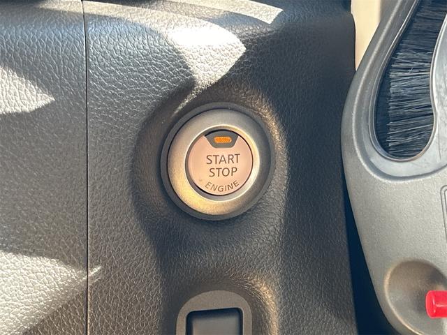 NISSAN CUBE 15X V SELECTION MY CUBE