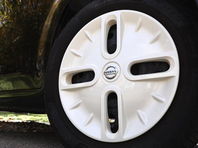 NISSAN CUBE 15X V SELECTION