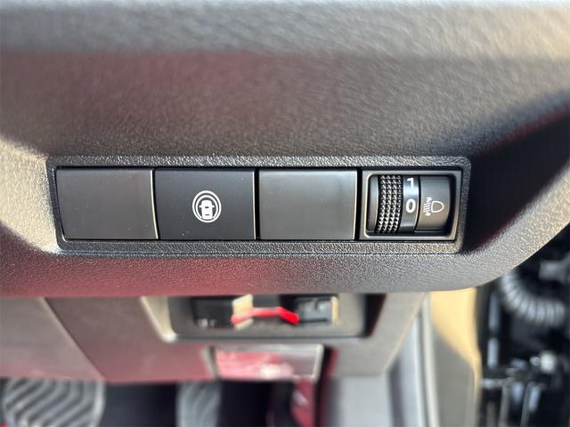 NISSAN NOTE X