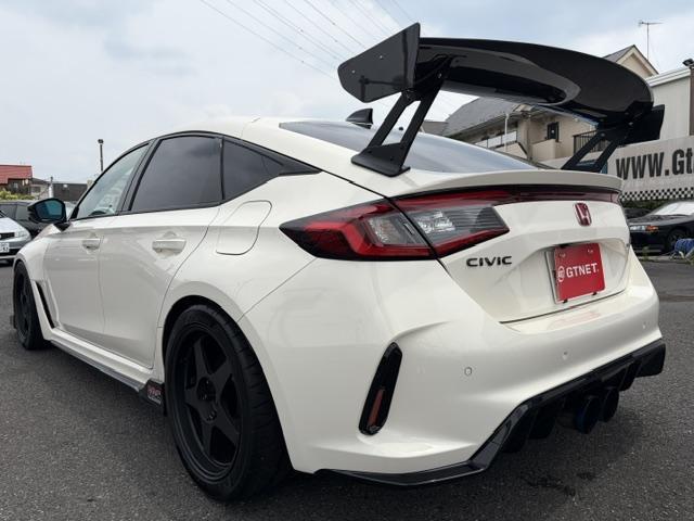 HONDA CIVIC TYPE R