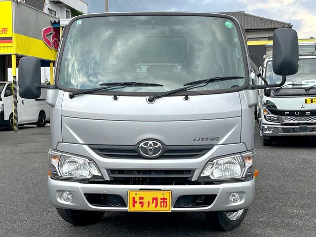 TOYOTA DYNA TRUCK