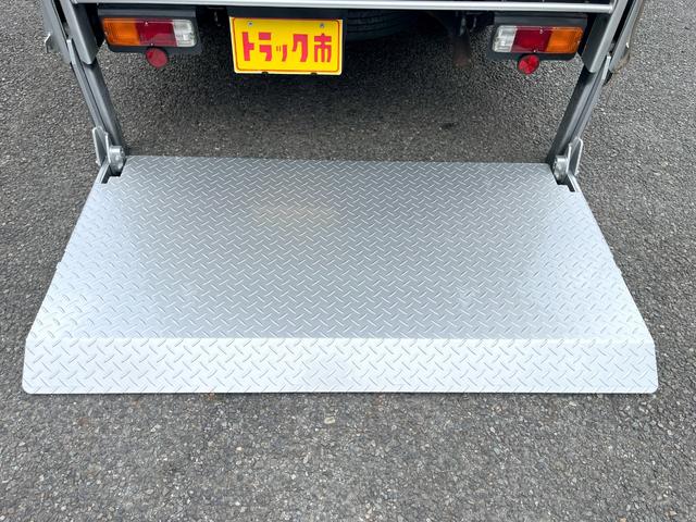 TOYOTA DYNA TRUCK