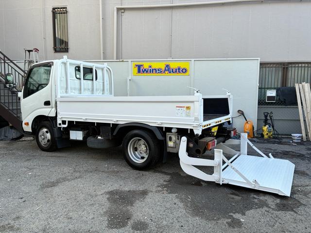 TOYOTA DYNA TRUCK