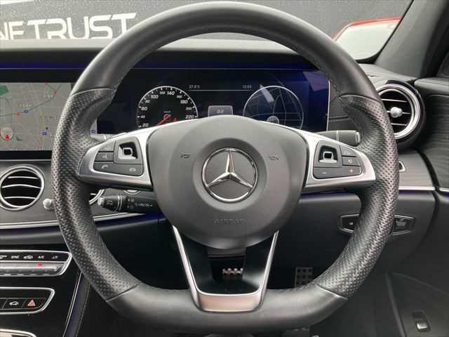 MERCEDES BENZ E-CLASS E200 AVANTGARDE SPORT