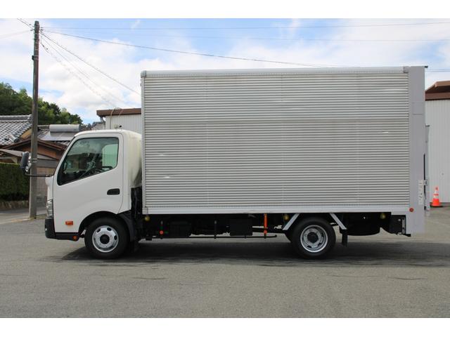TOYOTA DYNA TRUCK