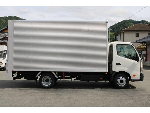 TOYOTA DYNA TRUCK