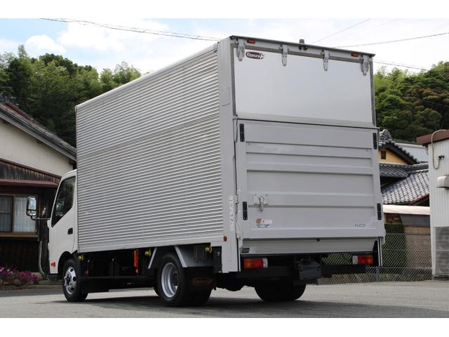 TOYOTA DYNA TRUCK