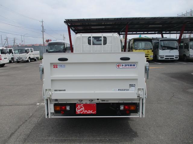 TOYOTA DYNA TRUCK