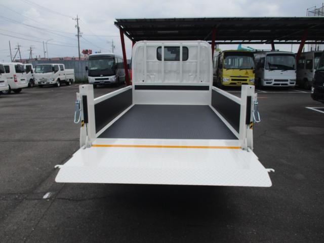 TOYOTA DYNA TRUCK