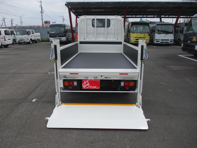 TOYOTA DYNA TRUCK